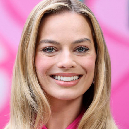 El secreto del estilo de maternidad de Margot Robbie