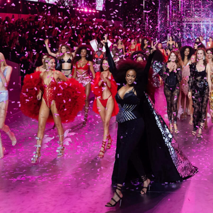 The Return of the Legendary Angels: How the Victoria's Secret Show Unfolded