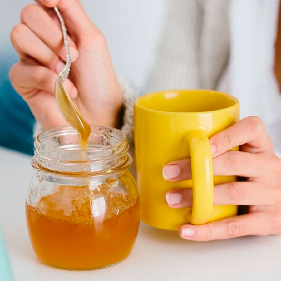 I benefici dell'acqua al miele per bambini e adulti