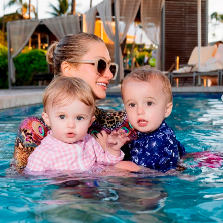 Paris Hilton disfruta de unas vacaciones con sus hijos en Maui