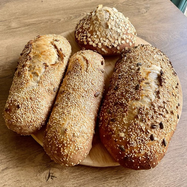 Main Signs of Healthy Bread