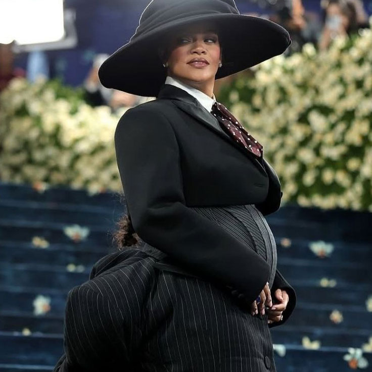 Rihanna Is Pregnant Again - and It's a Manifesto of Female Power