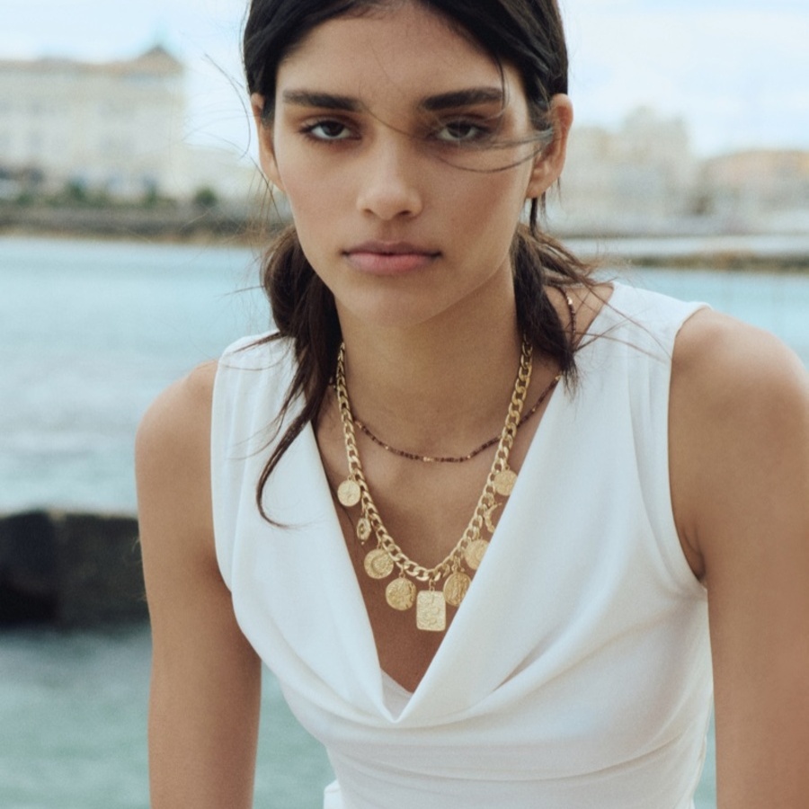 Summer in the Rhythm of the Wind: The New H&M Beach Collection You'll Want to Wear Even to the Office