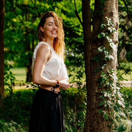 Amber Heard's Return: Theatre, Children, and a New Chapter of Femininity