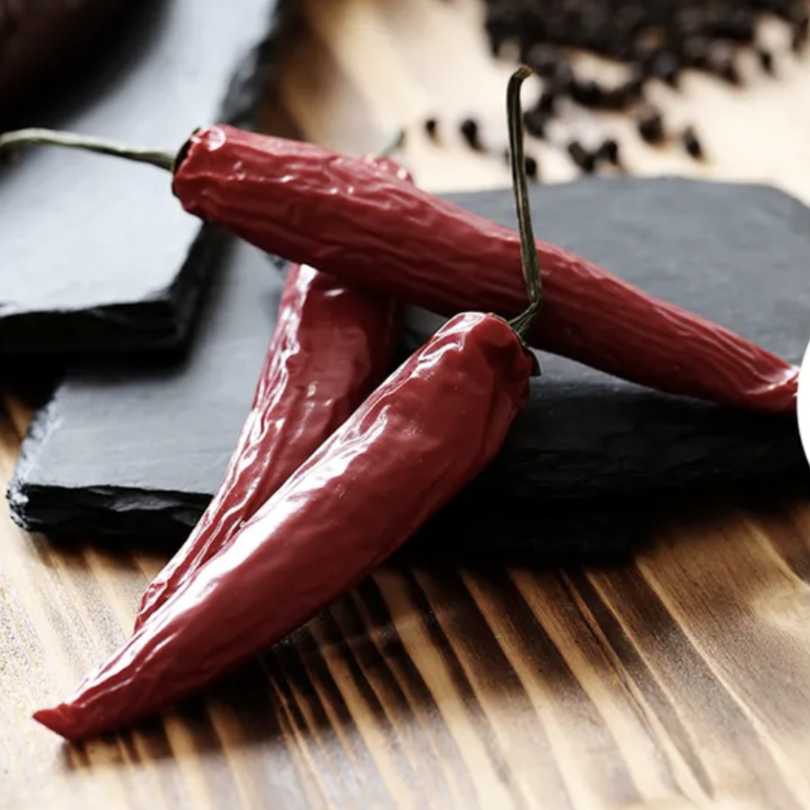 12 ароматних помічників: спеції та трави, що прискорюють схуднення (і додають життю смаку!)