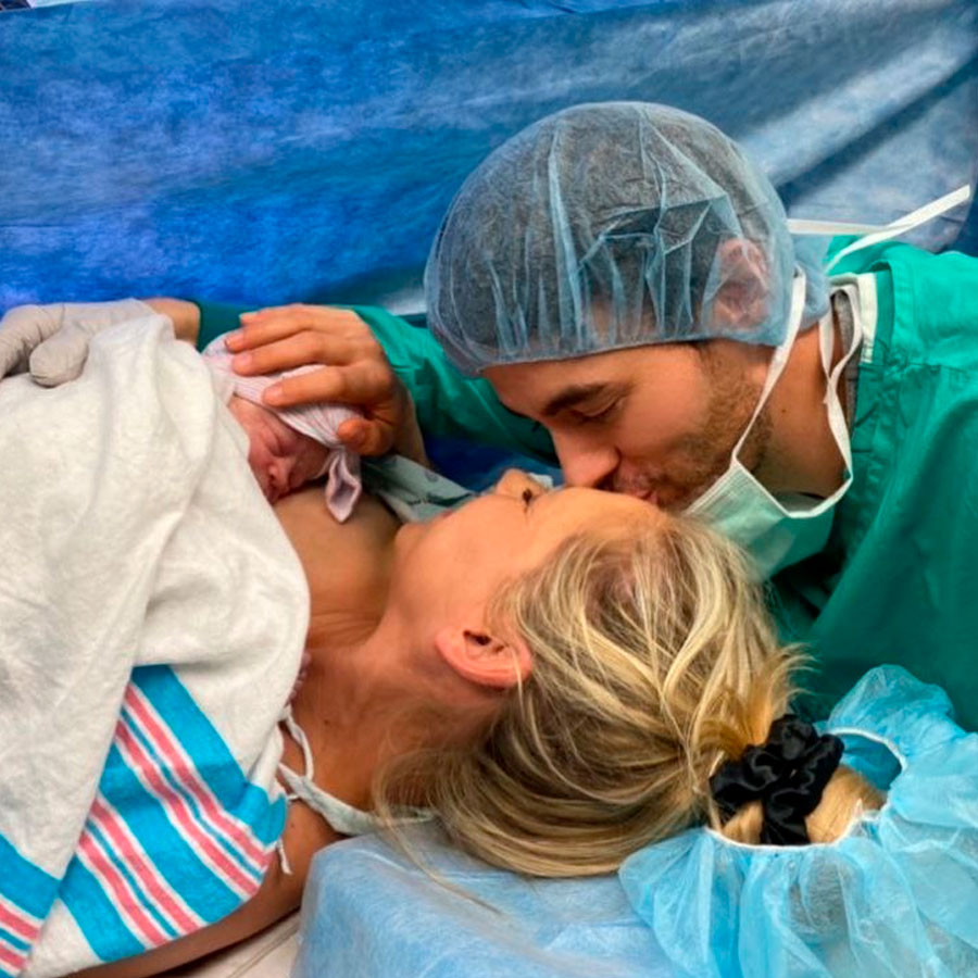 Anna Kournikova and Enrique Iglesias Welcome Their Fourth Child: Baby Is Already Home!