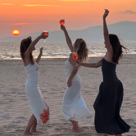 11 Signs You Inspire Admiration in Younger Women