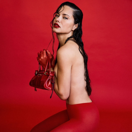 Adriana Lima u vatri: vrući veljački broj Harper’s Bazaar Spain