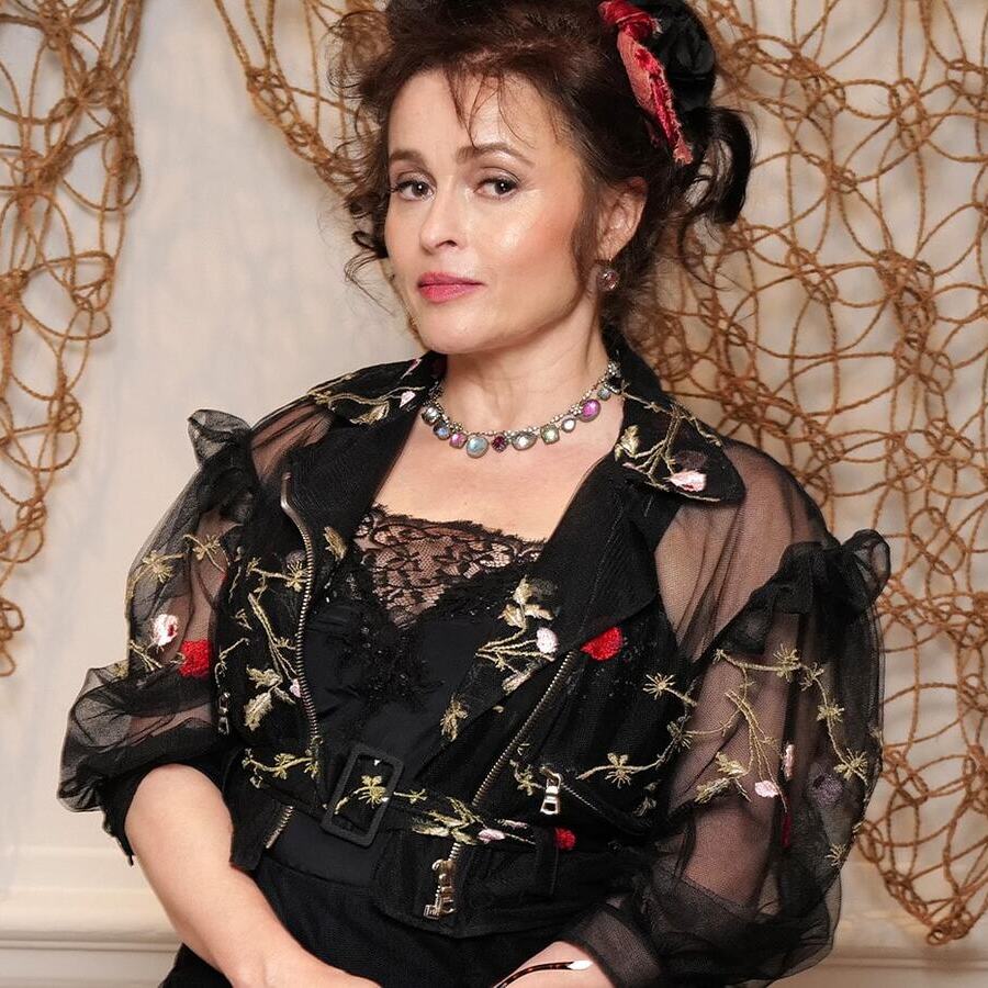 Helena Bonham Carter sur la Côte d’Azur : «The White Lotus» revient pour une quatrième saison