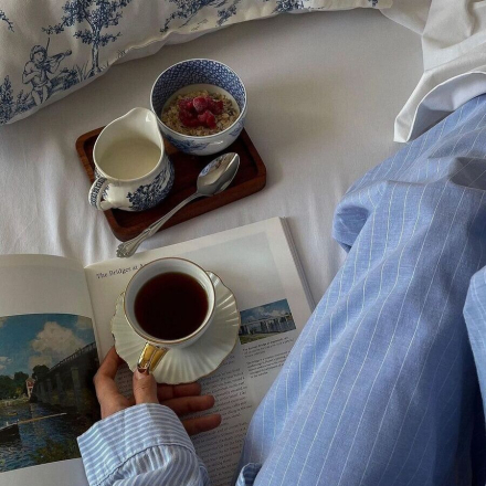 How to Train Yourself to Wake Up Earlier: 8 Steps to Mornings You Won't Want to Sleep Through